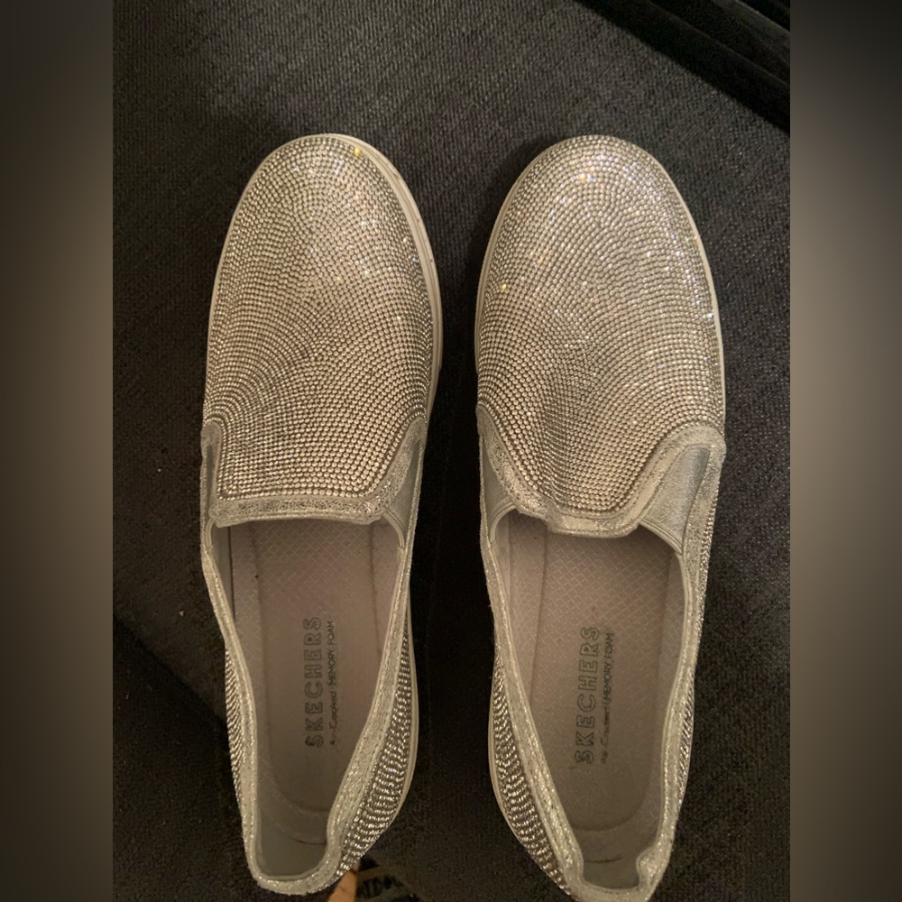 SKECHERS X SWAROVSKI SIZE 9.5